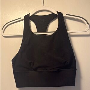 Alosoft Iconic 90's Bra . ALO Yoga Women's Black Sports Bra